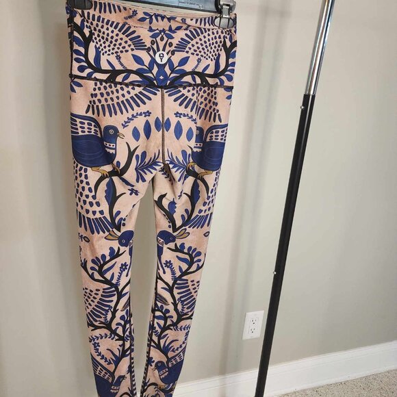 Yoga Democracy Leggings - XS - Picture 2 of 7